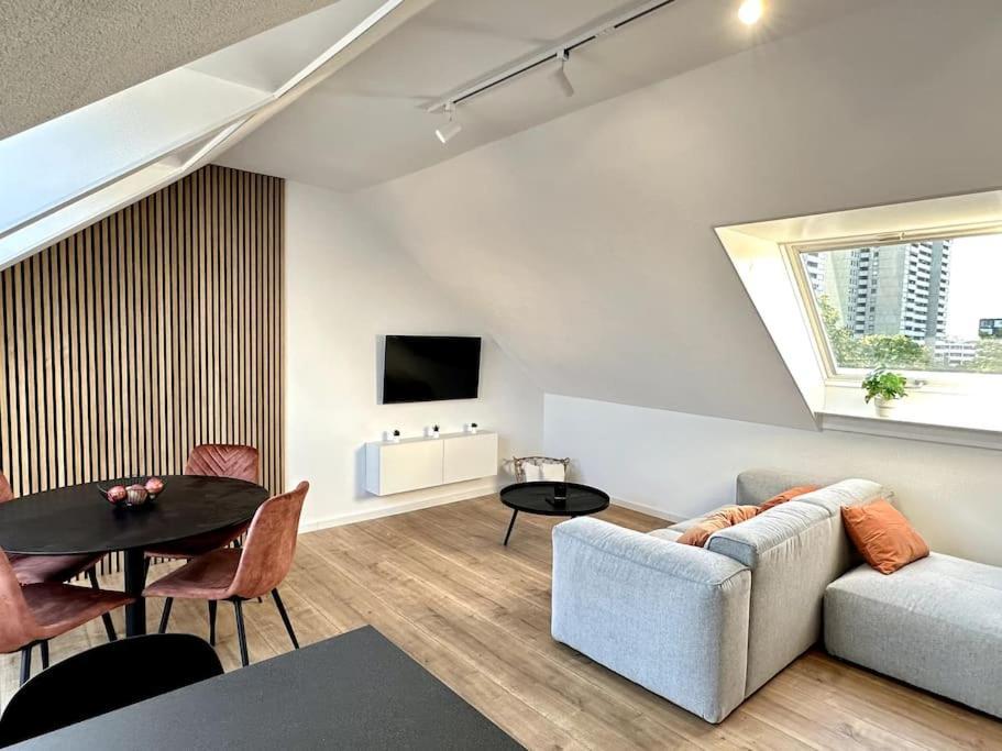 Stylisches In Zentraler Lage - Mit Klima