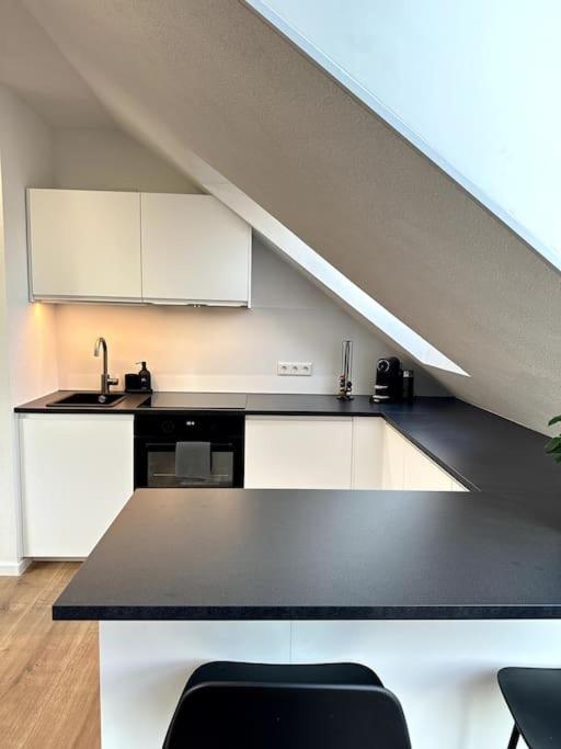 Apartment Stylisches In Zentraler Lage - Mit Klima *